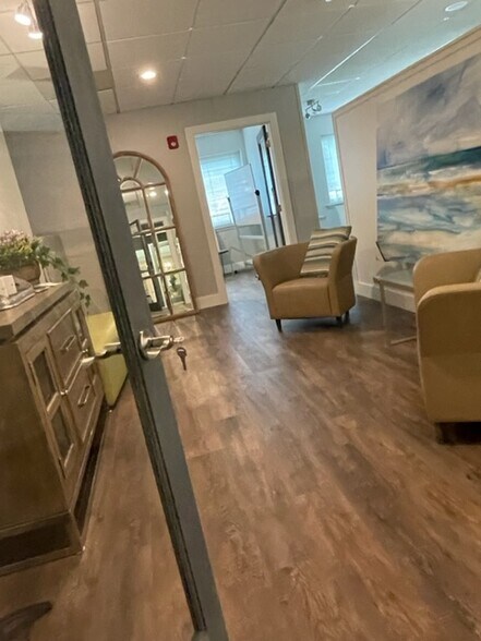 Primary Photo Of 748 Bethlehem Pike, Ambler Office For Lease