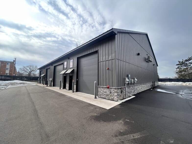 Primary Photo Of 5484 7th St NE, Fridley Warehouse For Sale