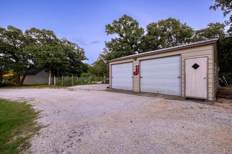 More Photos Of 1474 County Road B, Lexington Specialty For Sale