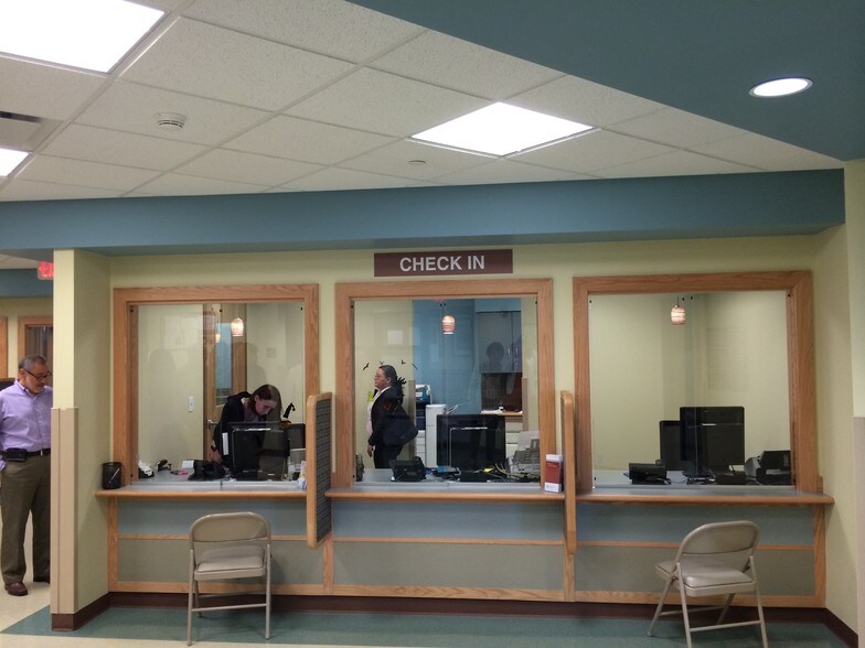 More Photos Of 55 Mohawk St, Cohoes Medical For Lease