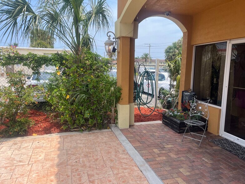 More Photos Of 615 Beville Rd, South Daytona Unknown For Sale