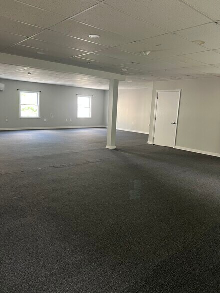 More Photos Of 71 Pleasant St, Leominster Medical For Lease