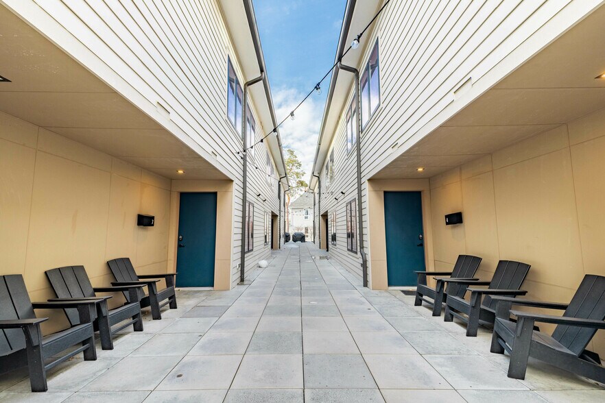 More Photos Of 830 Henry St, Ann Arbor Apartments For Sale