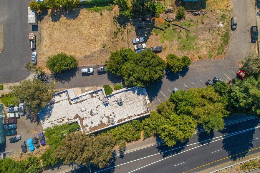 More Photos Of 2441-2449 2nd St, Napa Storefront For Lease