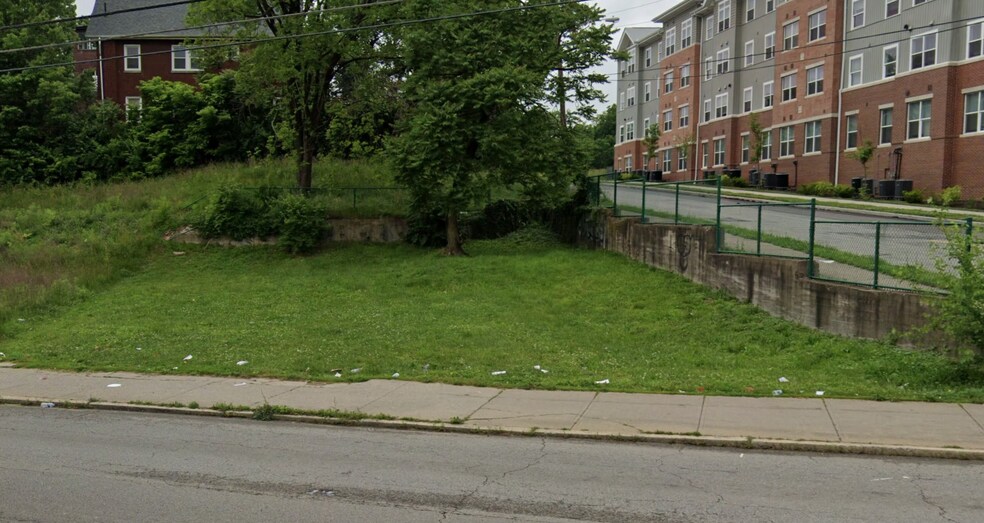 Primary Photo Of 3381 Reading Rd, Cincinnati Land For Sale