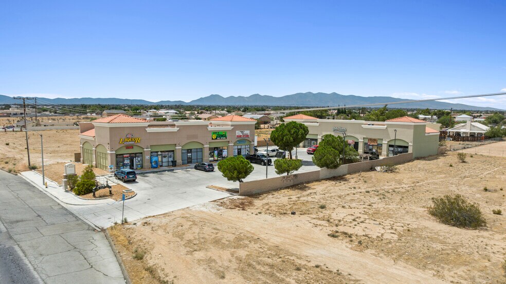 More Photos Of 11146 Hesperia Rd, Hesperia Unknown For Lease