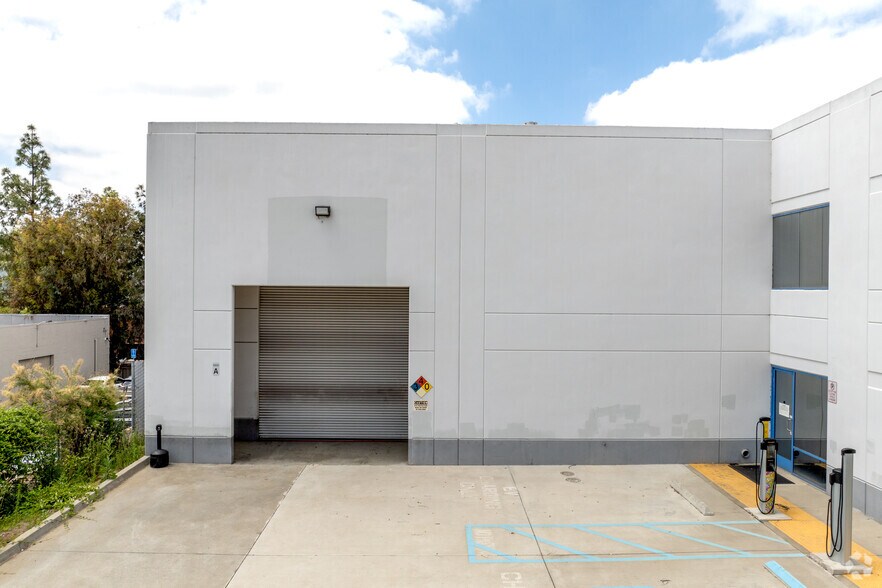 More Photos Of 2057 Aldergrove Ave, Escondido Manufacturing For Lease