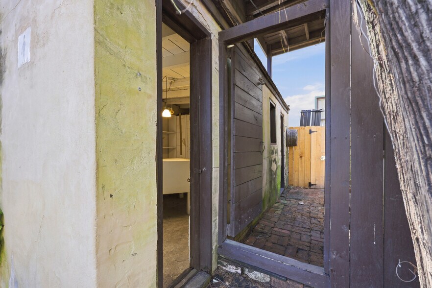 More Photos Of 50 Charlotte St, Saint Augustine Storefront Retail Office For Sale