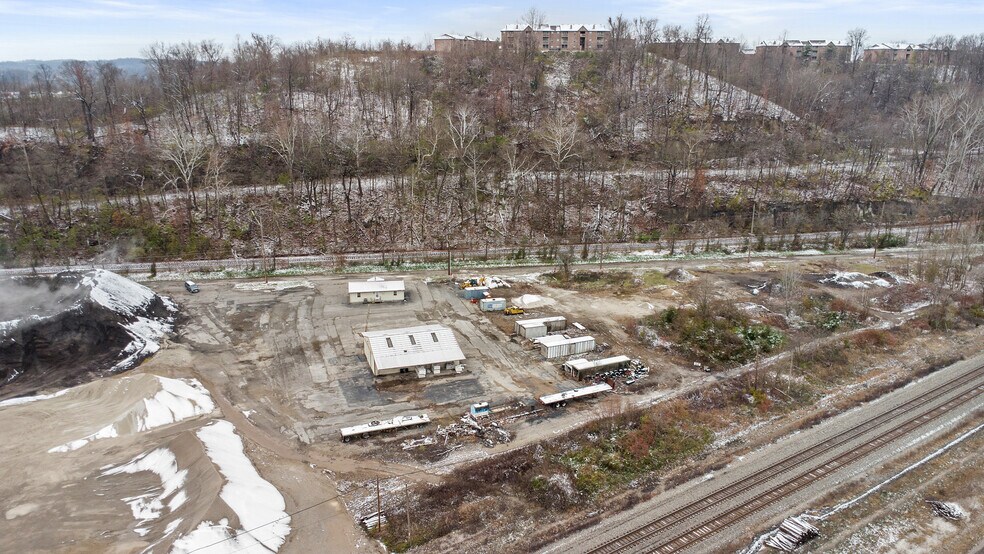 More Photos Of 100 Armco Rd, Ashland Manufacturing For Lease