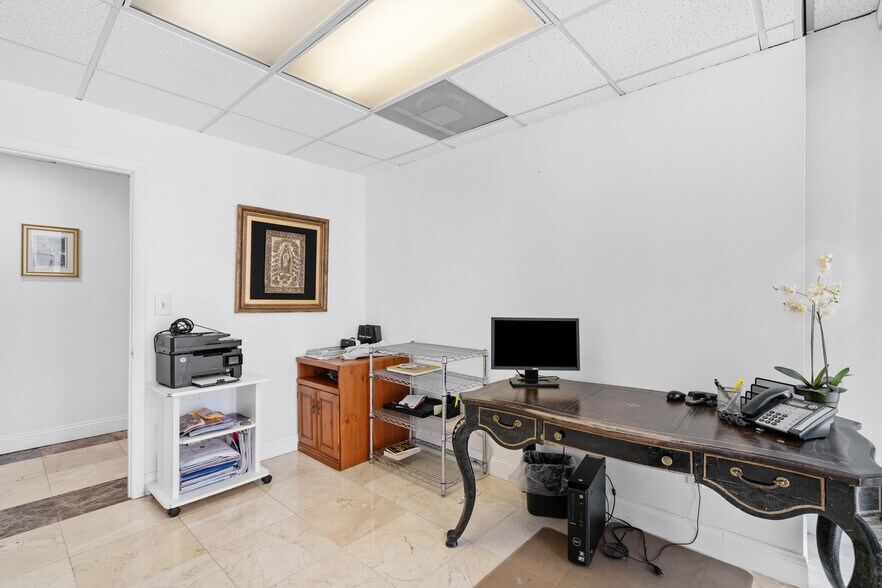 More Photos Of 1110 Brickell Ave, Miami Office Residential For Sale