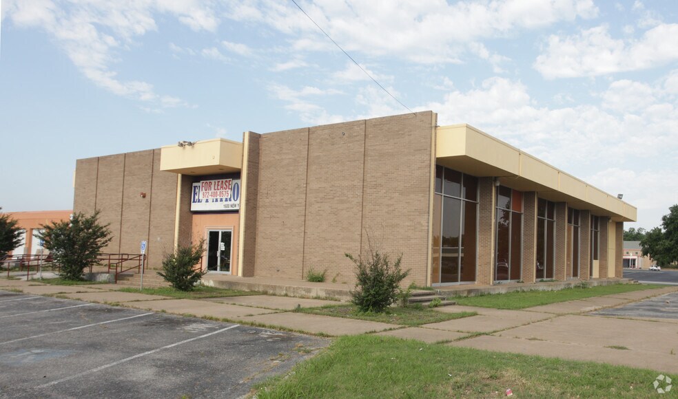 More Photos Of 1502-1540 New York Ave, Arlington Unknown For Lease