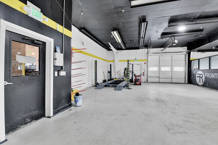 More Photos Of 4560 S Federal Blvd, Englewood Auto Repair For Sale