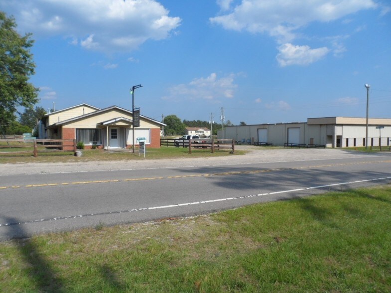 More Photos Of 14099 US Highway 15 501, Aberdeen Warehouse For Lease