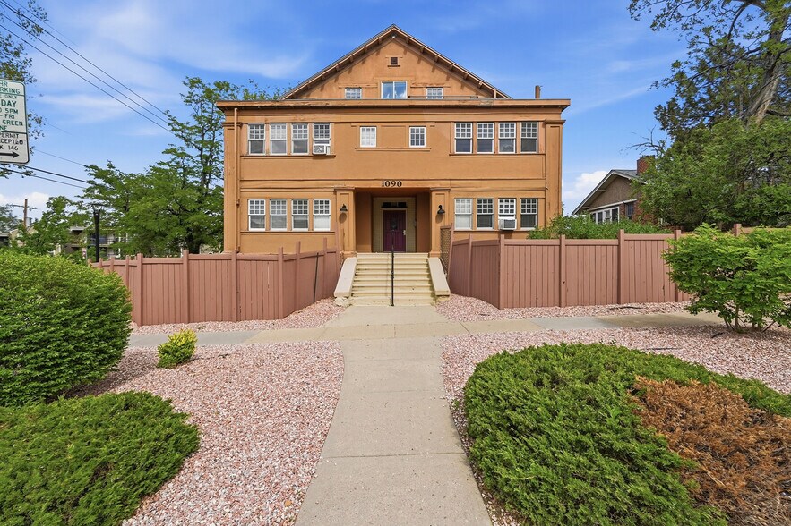 Primary Photo Of 1090 11th St, Boulder Apartments For Sale
