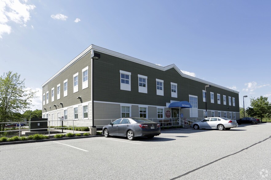 More Photos Of 4 Shape Dr, Kennebunk Medical For Lease