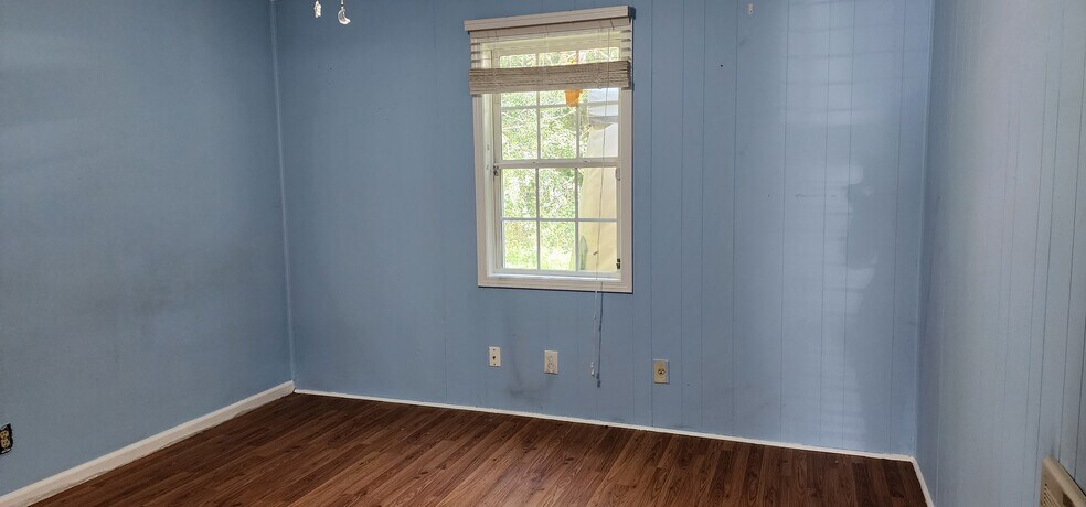 More Photos Of 205 Glenview Ter, Winder Multifamily For Sale