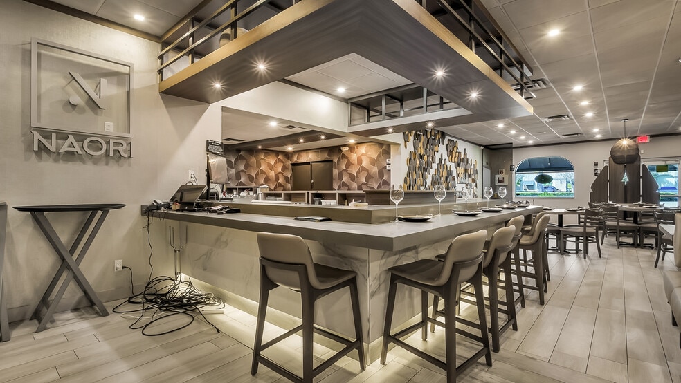 More Photos Of 2220 N University Dr, Fort Lauderdale Restaurant For Sale