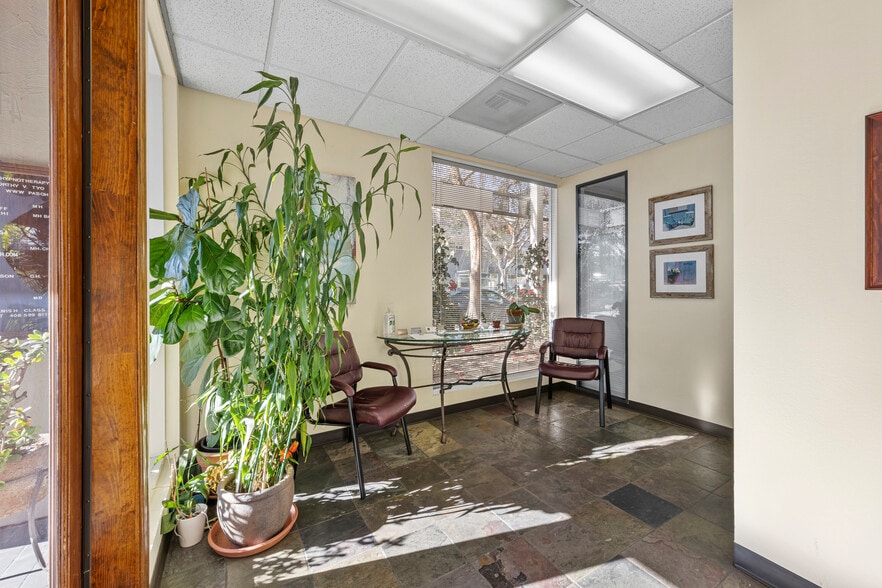 More Photos Of 4149 El Camino Way, Palo Alto Office For Sale