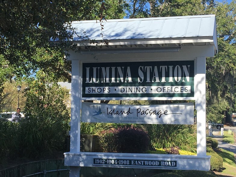 More Photos Of 1908 Eastwood Rd, Wilmington Office For Sale