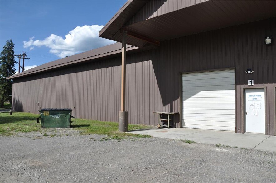 More Photos Of 6065 - 6073 US Highway 93, Olney Warehouse For Sale