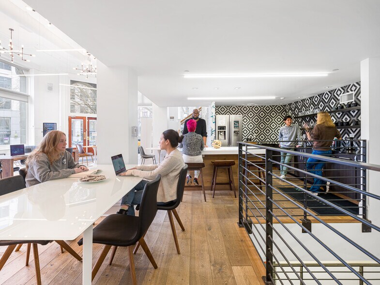 More Photos Of 600 1st Ave, Seattle Coworking Space