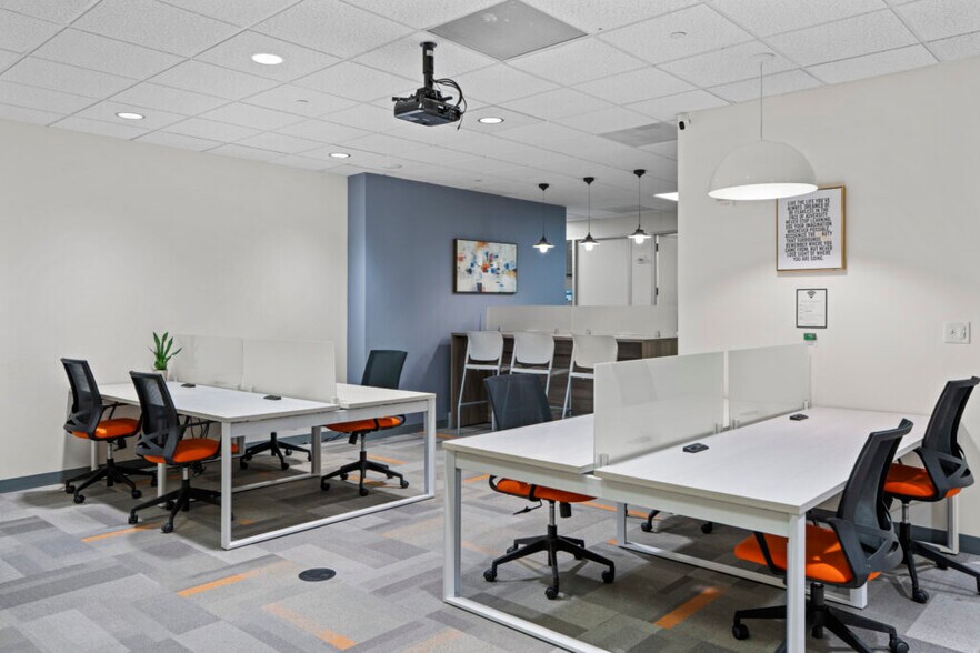 More Photos Of 3500 Oak Lawn Ave, Dallas Loft Creative Space For Lease