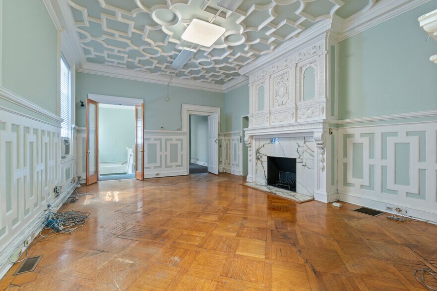 More Photos Of , Baltimore Office For Sale