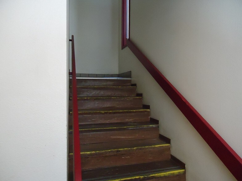 More Photos Of 426 Barcellus Ave, Santa Maria Medical For Lease