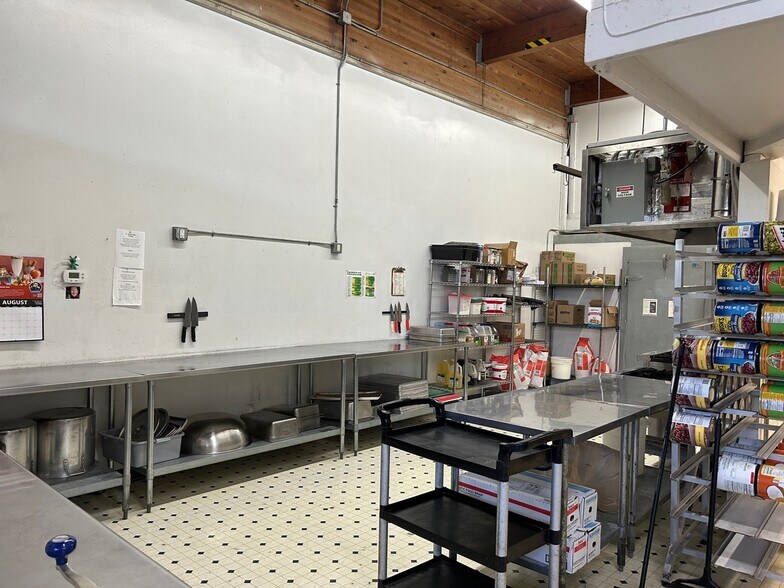 More Photos Of 1035 Conger St, Eugene Food Processing For Lease