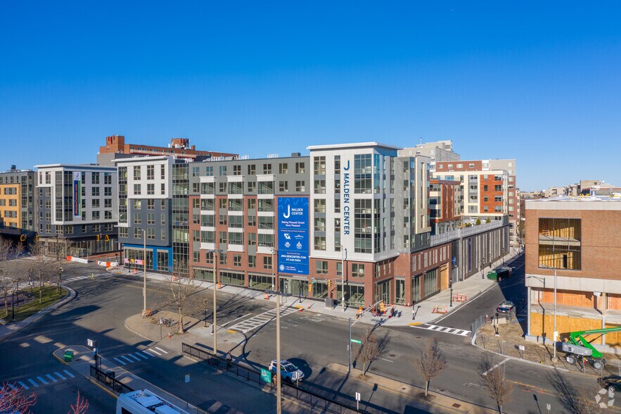More Photos Of 190 Pleasant St, Malden Apartments For Lease