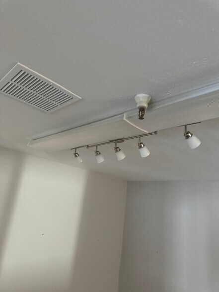 More Photos Of 1868-1872 Stone Ave, San Jose Manufacturing For Lease