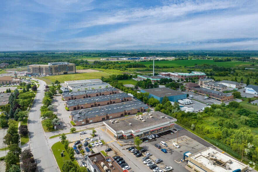 More Photos Of 28 Sandiford Dr, Whitchurch-Stouffville General Retail For Lease