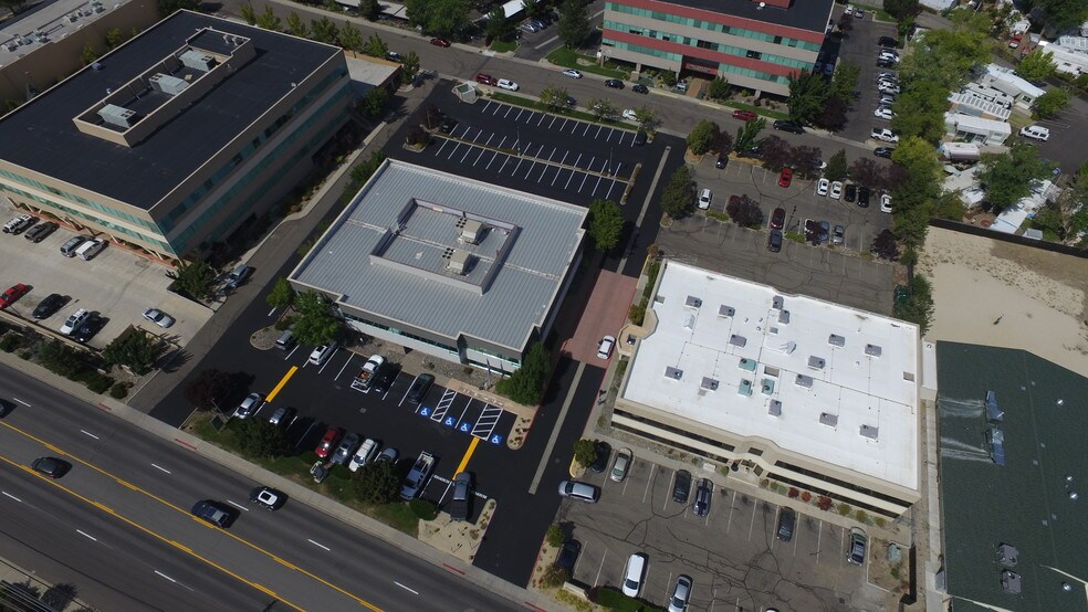 More Photos Of 675 W Moana Ln, Reno Office For Lease