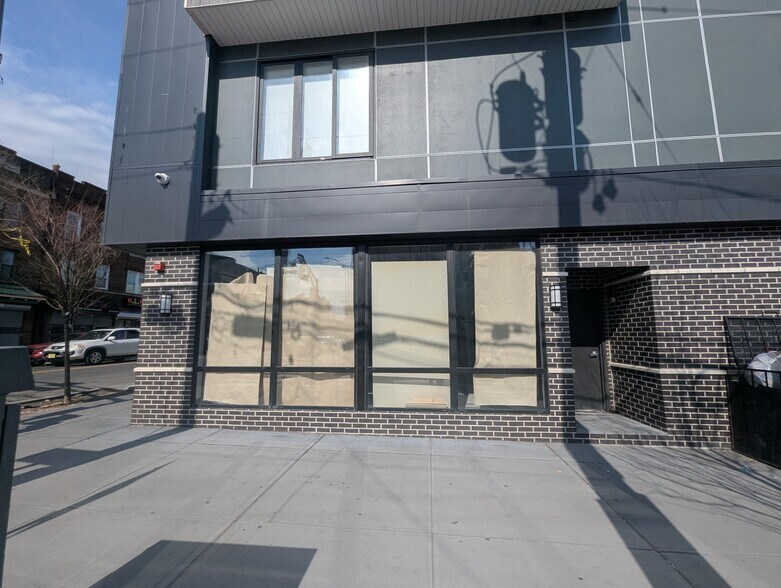 More Photos Of 168-172 Martin Luther King Jr Dr, Jersey City Apartments For Lease
