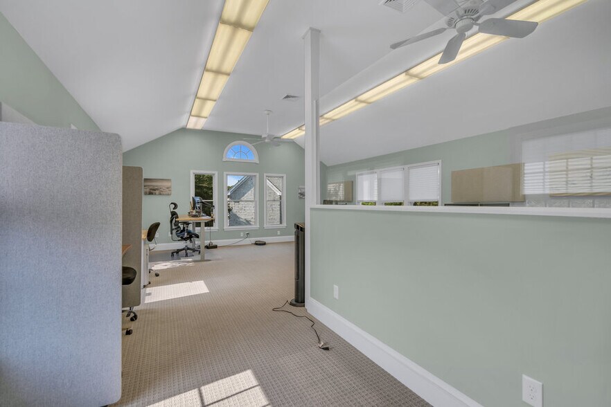 More Photos Of 1705 Bay Ave, Point Pleasant Office For Lease