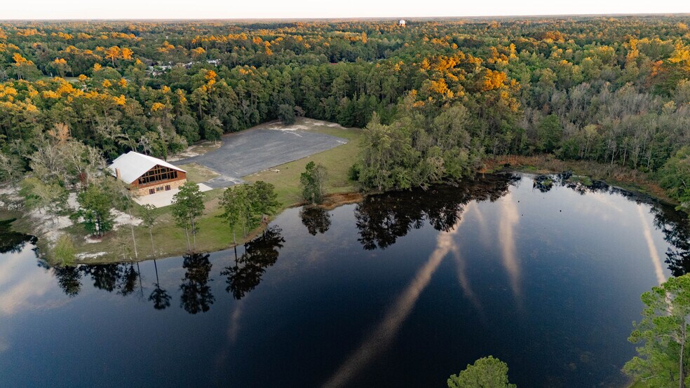 More Photos Of 3817 Central St, Waycross Specialty For Sale