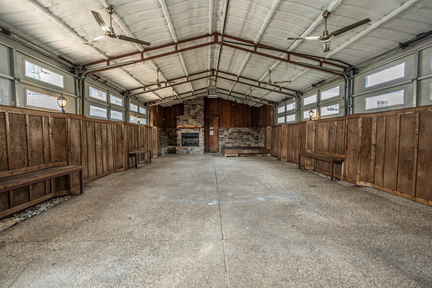More Photos Of 113 N Main St, Muenster Restaurant For Sale