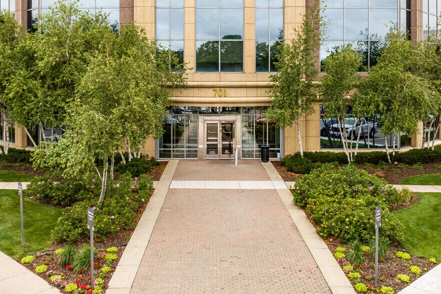 More Photos Of 701 S Xenia Ave, Golden Valley Office For Lease