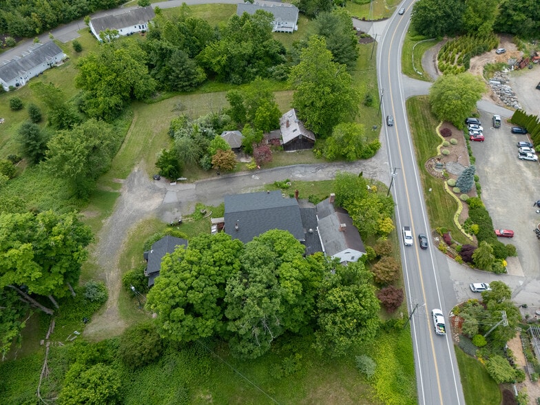 More Photos Of 329 Kent Rd, New Milford Apartments For Sale