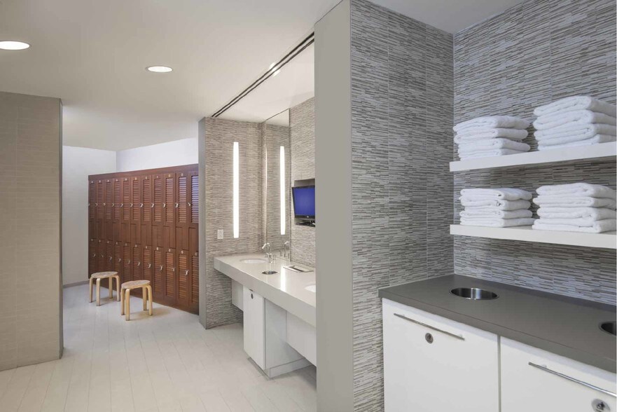 More Photos Of 455 Massachusetts Ave NW, Washington Office For Lease