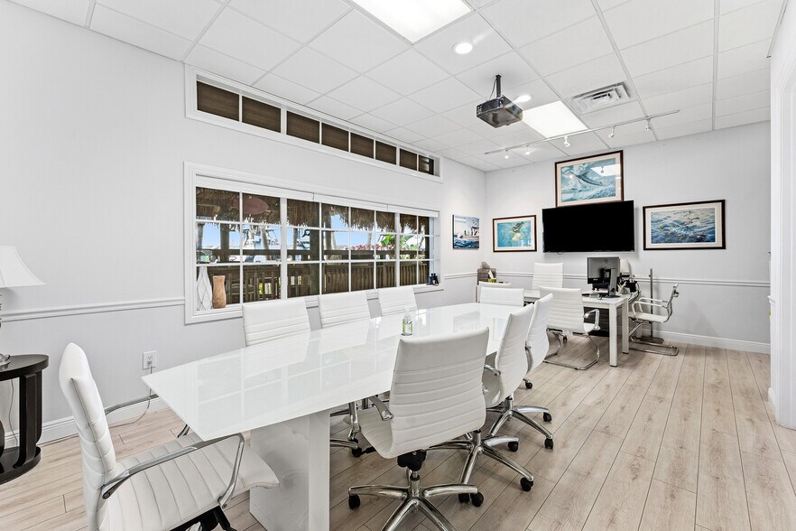 More Photos Of 250-300 SW Monterey Rd, Stuart Freestanding For Sale