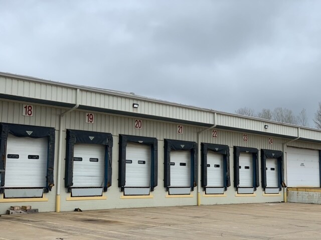 More Photos Of 5650 Wattsburg Rd, Erie Distribution For Lease