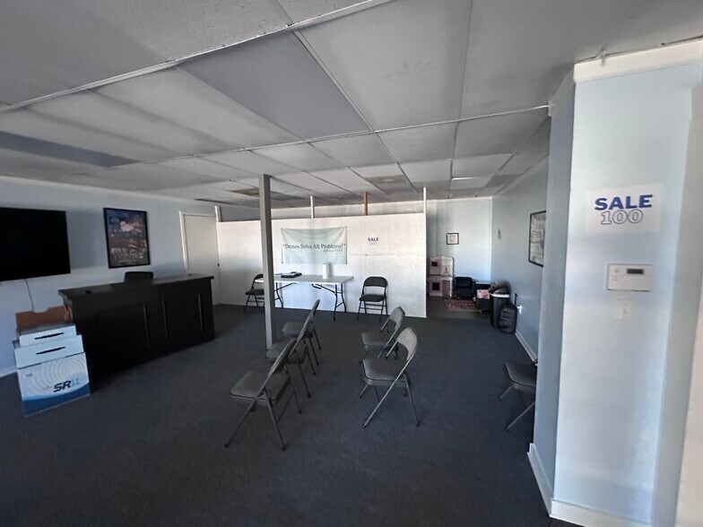 More Photos Of 224 AL-195, Jasper Storefront Retail Office For Sale