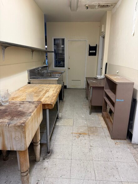 More Photos Of 4219 E Waterloo Rd, Stockton Hotel For Sale