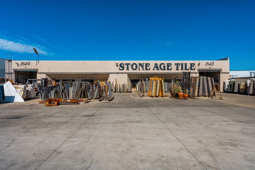 More Photos Of 1701 S State College Blvd, Anaheim Manufacturing For Sale
