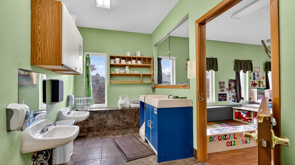 More Photos Of 1612 Truax Blvd, Eau Claire Daycare Center For Sale