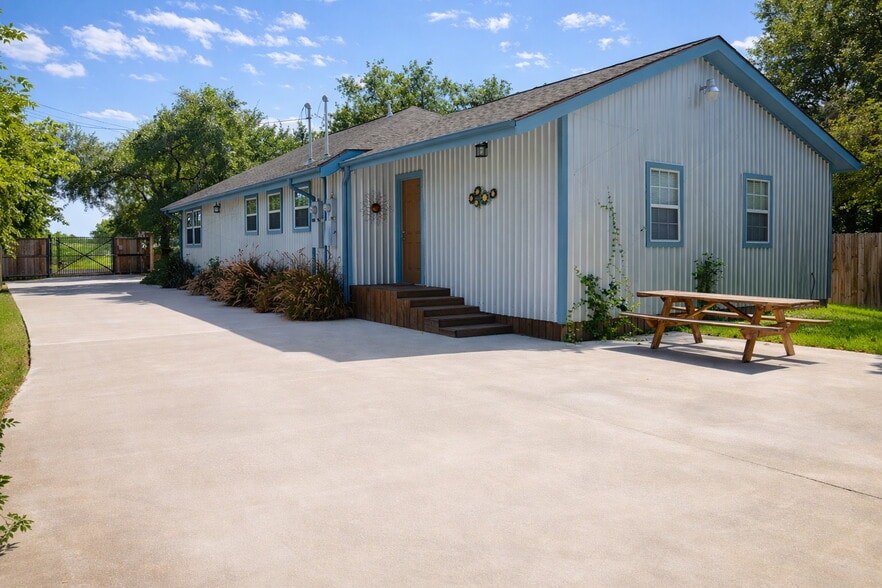 More Photos Of , Houston Unknown For Sale