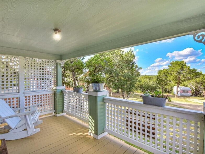 More Photos Of 251 Circle Dr, Wimberley Hospitality For Sale