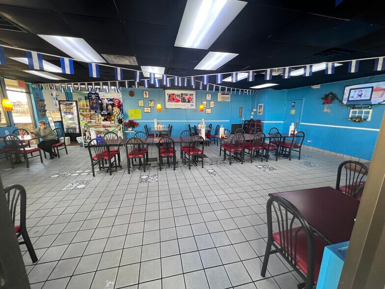 More Photos Of 410 Richey St, Pasadena Fast Food For Sale