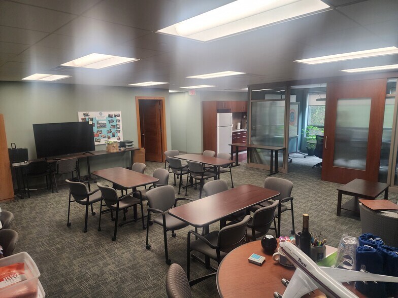 More Photos Of 4020 Copper View, Traverse City Medical For Sale